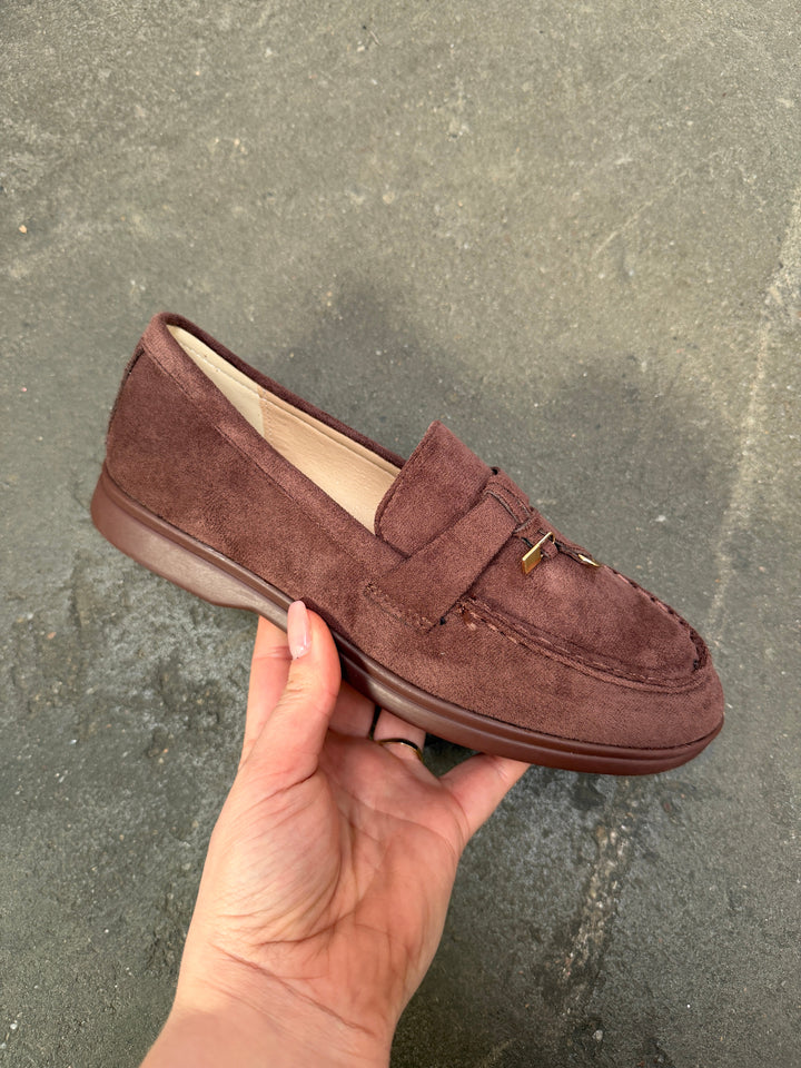 Eleanor | Classic Brown Loafers