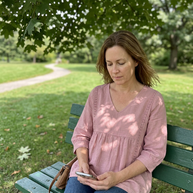 Élodie | Effortless Everyday V-Neck Top