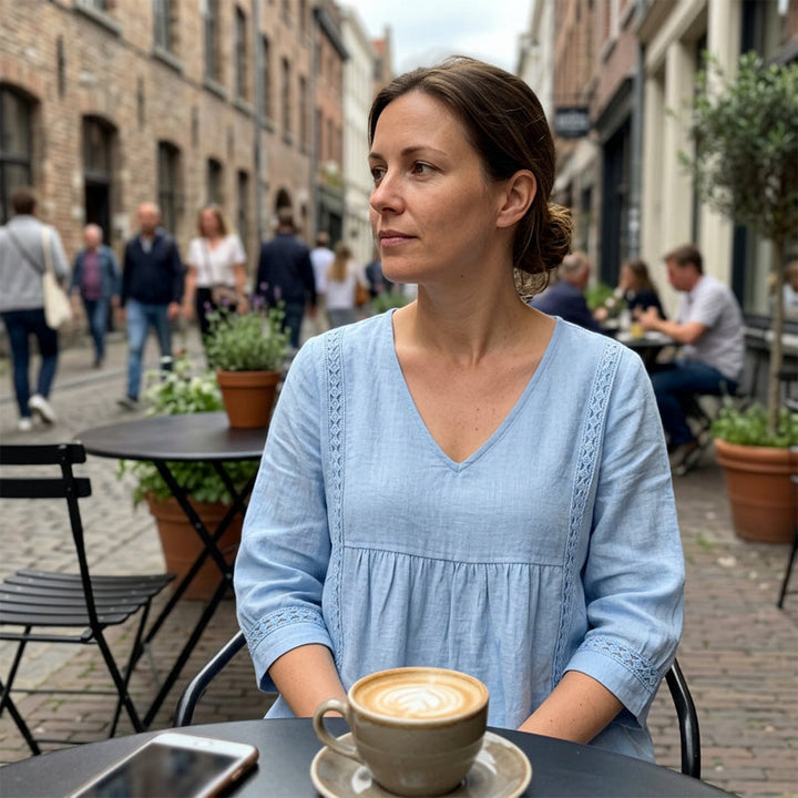 Élodie | Effortless Everyday V-Neck Top
